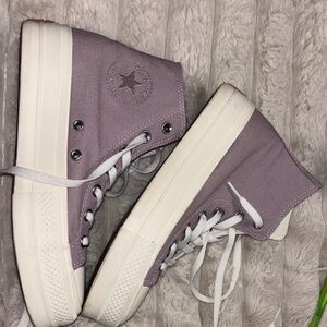 Converse Women's High-Top Sneakers - Purple and White